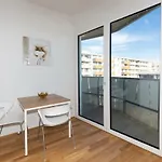 My Room Serviced Apartment-Messe